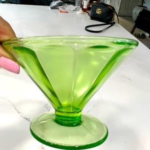 6 Vintage Uranium Green Glass Sundae Dishes